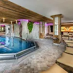 Winzer Wellness & Kuscheln ホテル 4*
