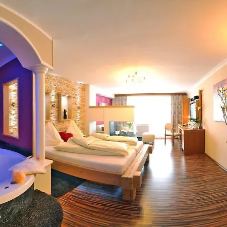 酒店 Winzer Wellness & Kuscheln 4*