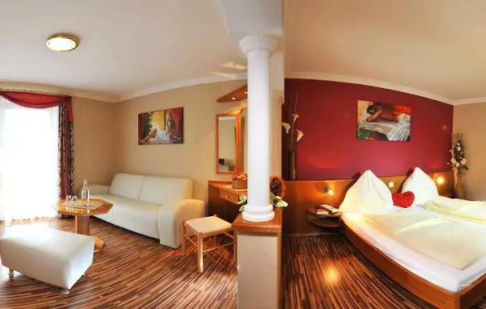 Winzer Wellness & Kuscheln Otel Sankt Georgen im Attergau